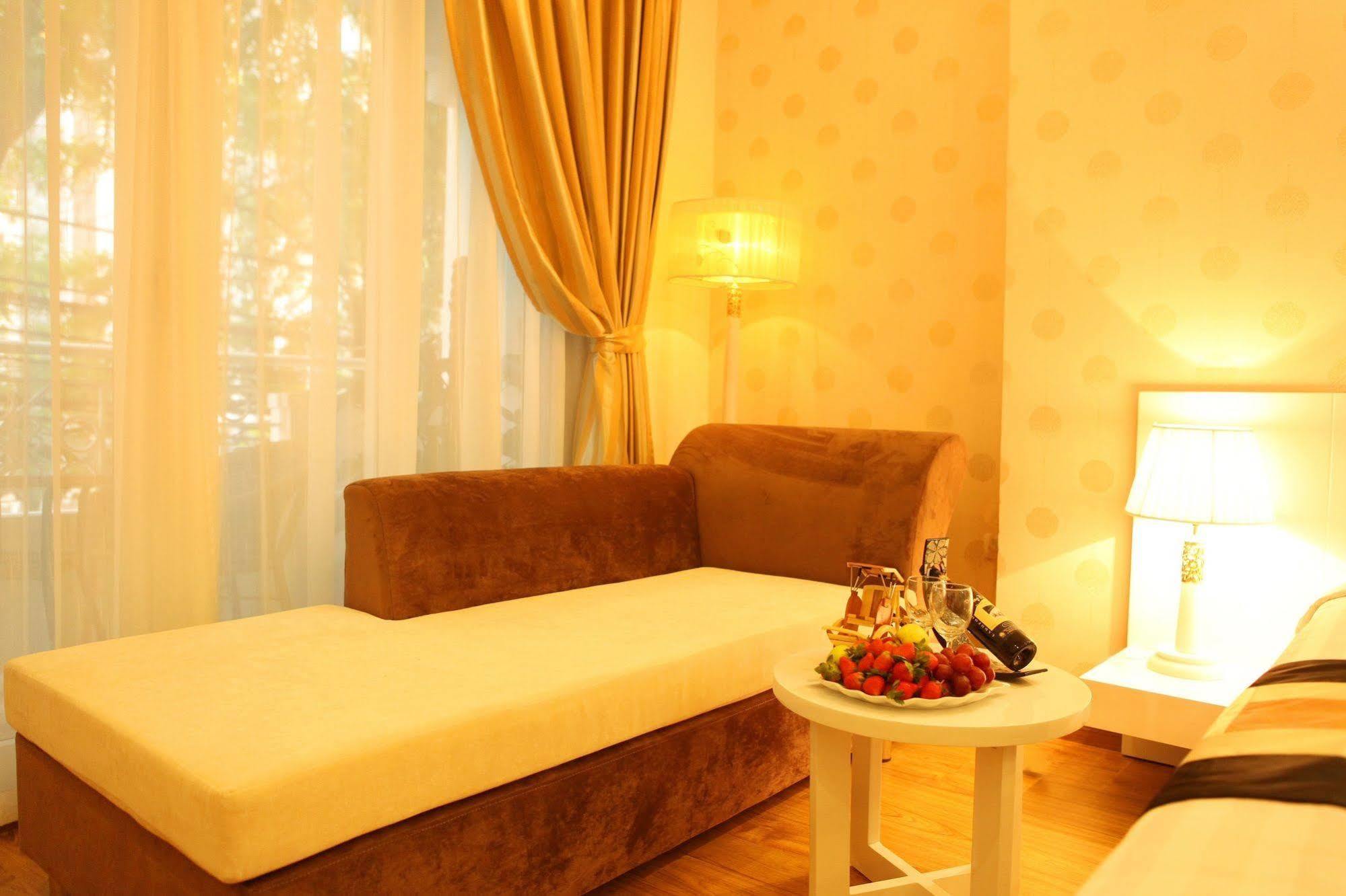 Splendid Star Suites Hotel Hanoï Extérieur photo